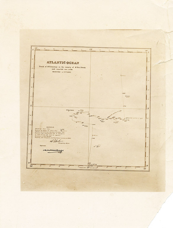 Map of the Atlantic Ocean showing Discovery's course DUNIH 1.334