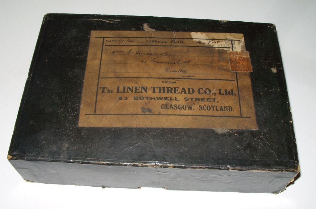 Box of Linen Thread DUNIH 109