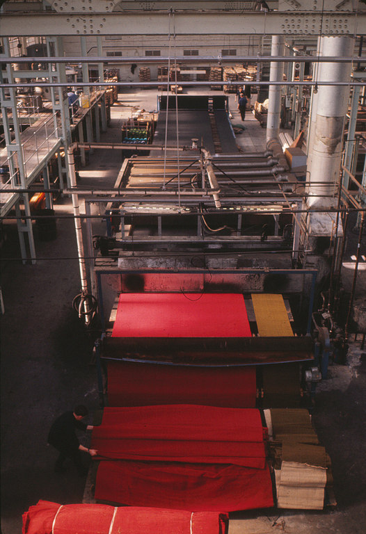 Rubber backing machine used in the manufacture of jute carpeting DUNIH 2006.1.75.36