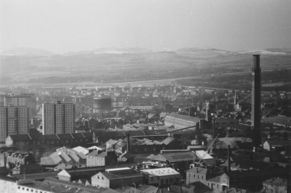 View from Dundee Law looking over the city DUNIH 2008.105.5
