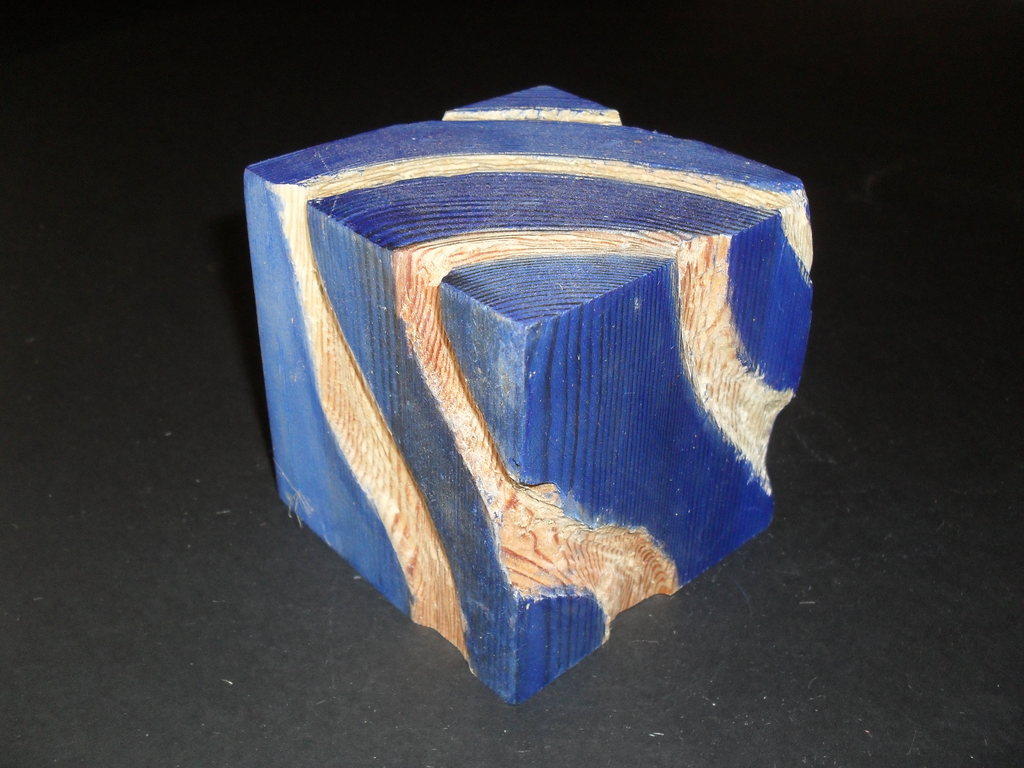 Cube painted cobalt blue with gouged wood channels DUNIH 2011.1.50