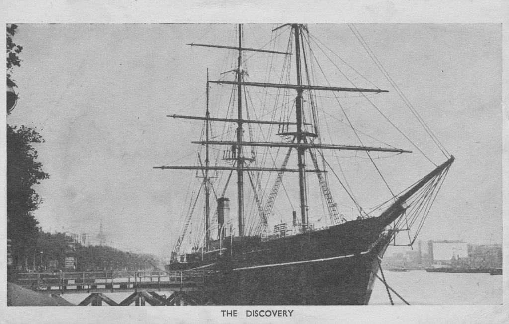 Discovery on the Thames Embankment DUNIH 49