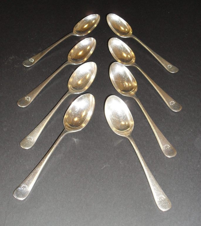 8 Small Dessert Spoons relating to BANZARE DUNIH 516.12