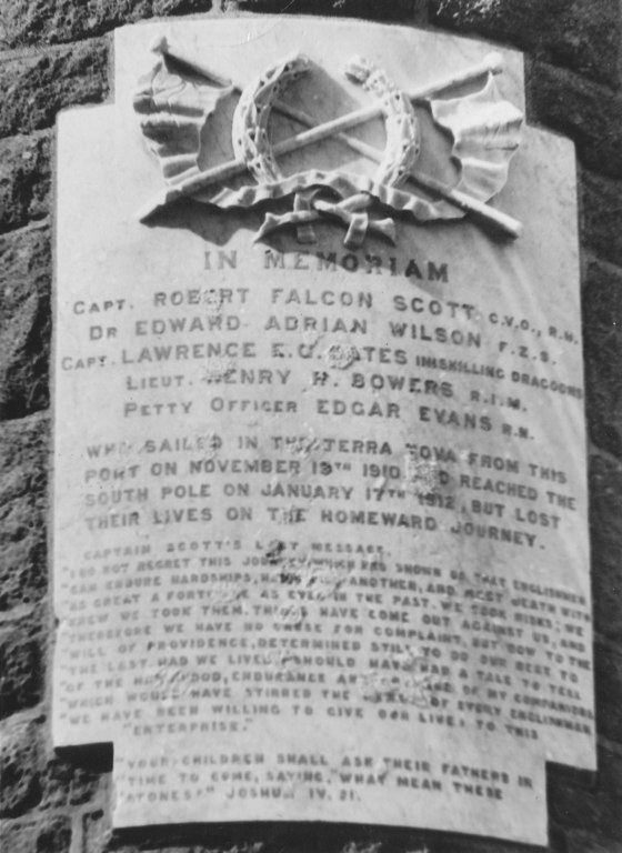 Detail of the Scott memorial, Port Chalmers, New Zealand SCO 32.3