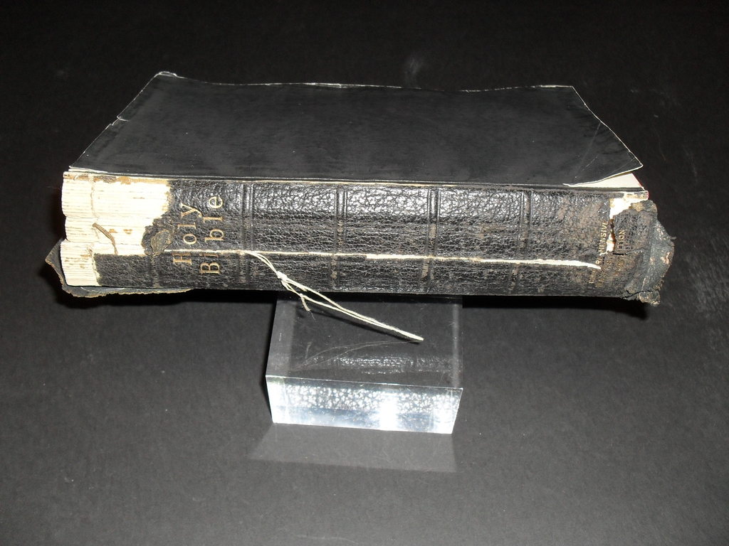 The Holy Bible belonging to C.G.L. Phillips DUNIH 454.4