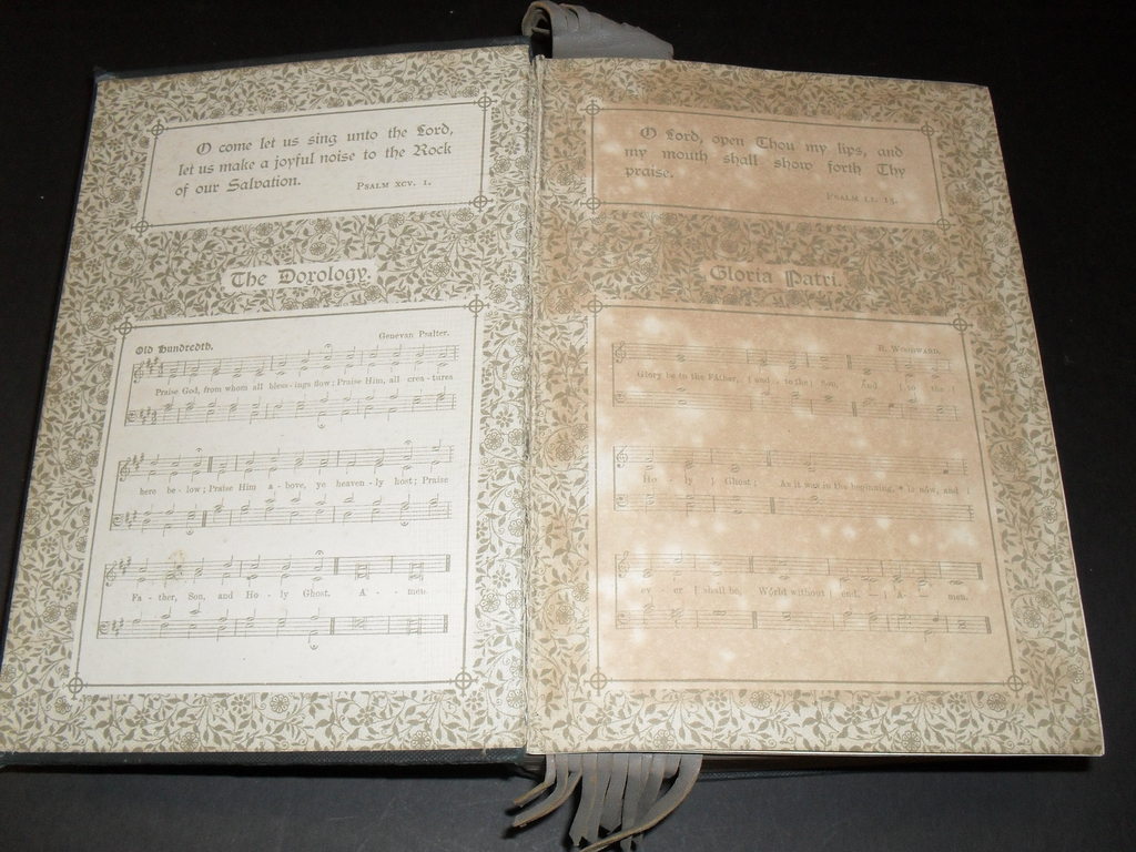 The Baptist Church Hymnal belonging to C.G.L. Phillips DUNIH 454.6