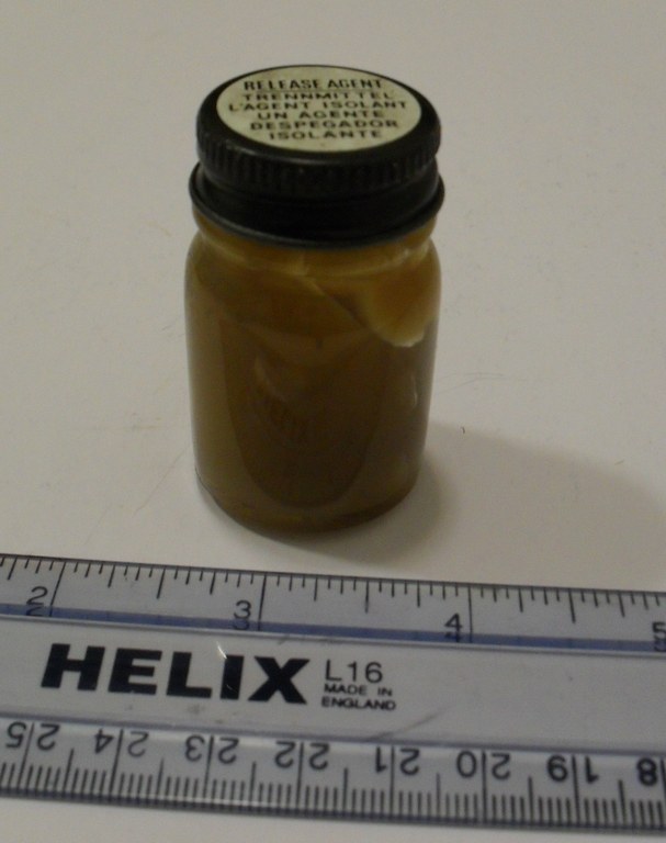 Jar labelled "Release Agent" DUNIH 2007.43.4