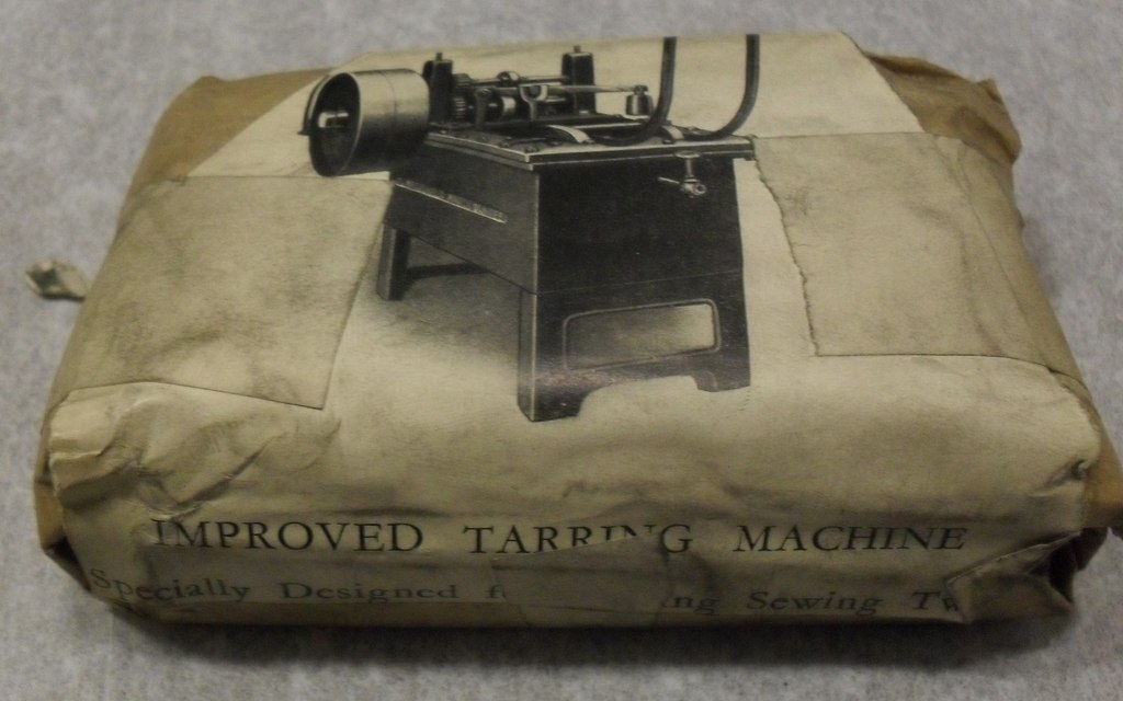 Wrapped printing block of improved tarring machine DUNIH 284.69