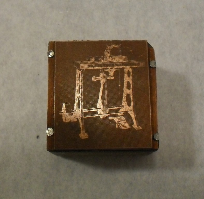 Small photogravure printing block of unidentified machine DUNIH 284.134