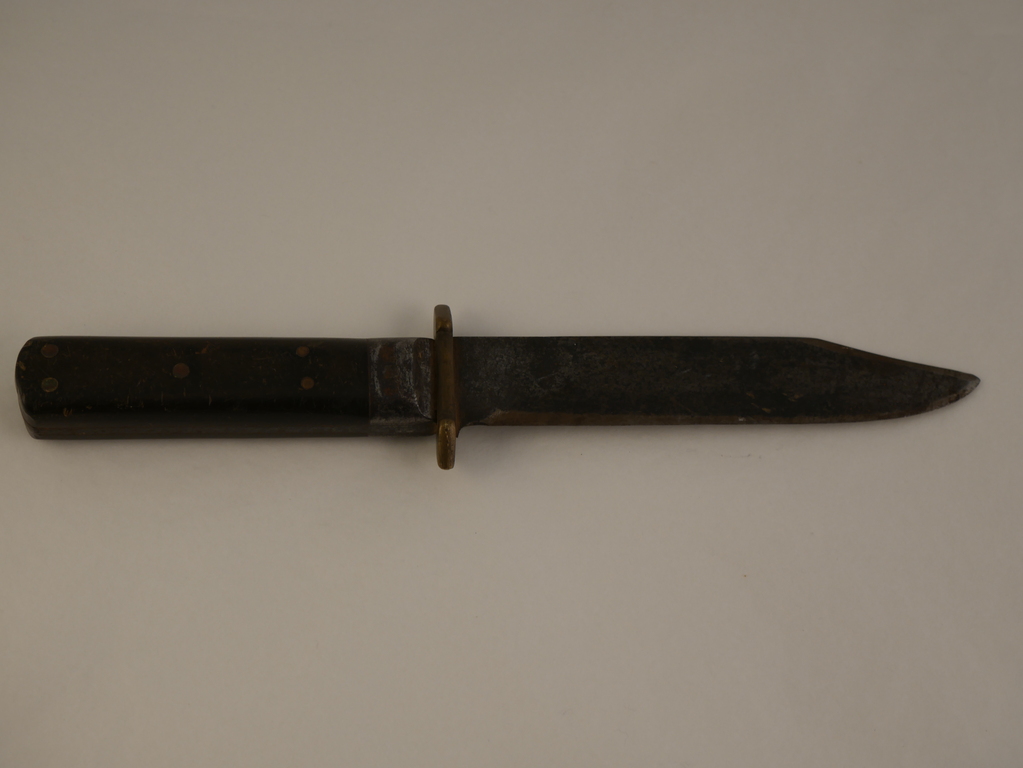 Knife belonging to Frank Plumley DUNIH 2016.30.35