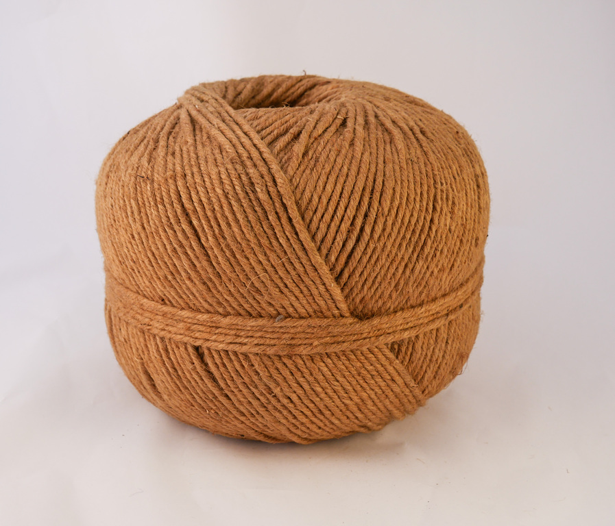 Wound ball of oeary twine DUNIH 2014.12.4