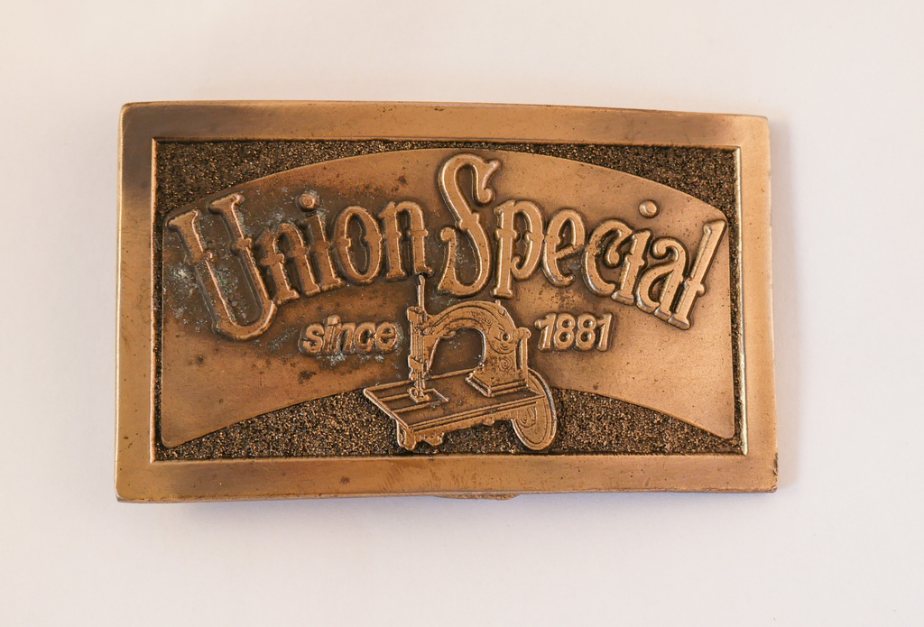 Belt Buckle advertising Union Special Sewing Machines DUNIH 2017.17.2