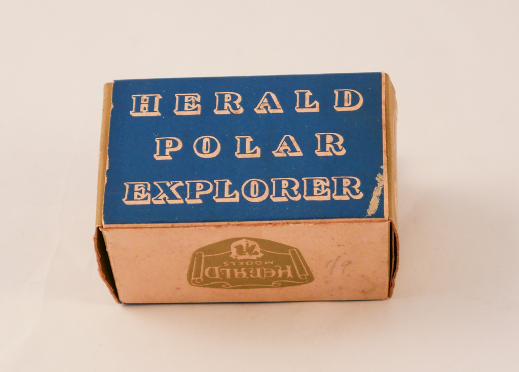 Polar Explorer Miniature Figure DUNIH 2012.1.2