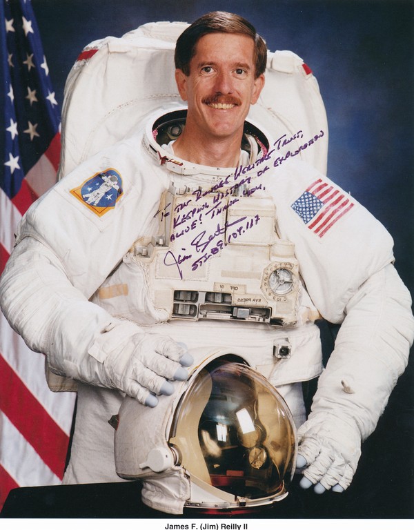 Signed NASA photograph of astronaut Jim Reill DUNIH 2018.5.2