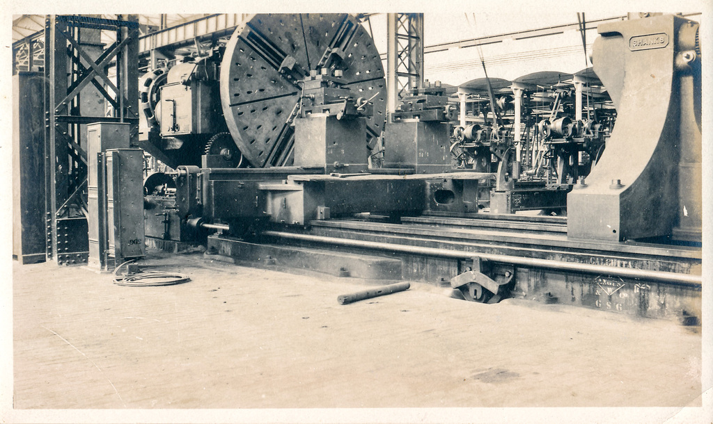 Photograph of Large Lathe in Angus Mill, Calcutta DUNIH 2018.16.2.4