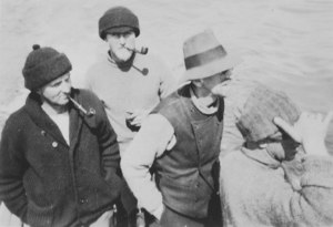 Image of 4 BANZARE crew members in motor boat DUNIH 1.403
