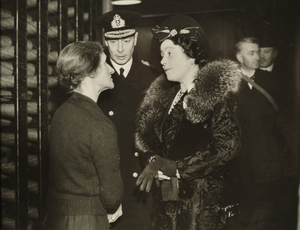 Image of Ashton Works royal visit- George VI and Elizabeth DUNIH 113.12