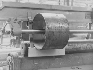 Image of Roller from jute machinery (possibly dressing machine) DUNIH 194.15
