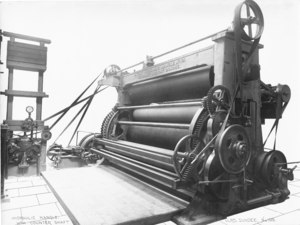 Image of Textile Machinery - Hydraulic Mangle DUNIH 2005.8.32
