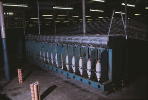 Image of Jute manufacturing in India  - Spinning frame DUNIH 2006.1.59.20