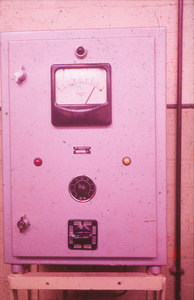 Image of Control box belonging to a jute beaming machine DUNIH 2006.1.61