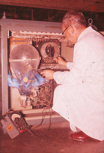 Image of Testing of machinery control box DUNIH 2006.1.61.6