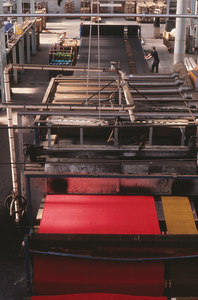 Image of Rubber backing machine used in the manufacture of jute carpeting DUNIH 2006.1.75.17