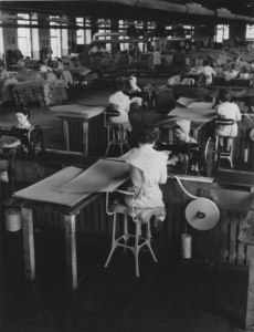 Image of Camperdown Works - Women workers sewing jute bags DUNIH 2008.23.10.11