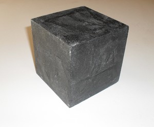 Image of Cube with black faded design DUNIH 2010.47.6