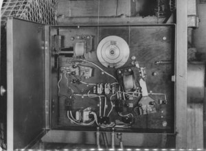 Image of ULRO - Unknown machinery  (Electric circuit box) DUNIH 393.95