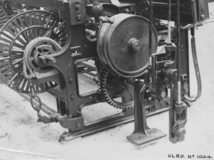 Image of ULRO - Close-up of gears on a unknown machinery part DUNIH 394.3