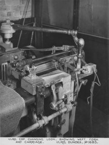 Image of ULRO - Cop changing loom with weft fork and carriage DUNIH 394.47