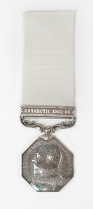 Image of Thomas Whitfield's Silver Polar Medal DUNIH 430.2