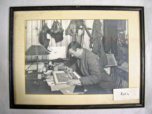 Image of Dr Edward Wilson working on a sketch ROY.4