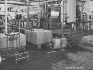 Image of ULRO + FLCB - Production line finishing machines DUNIH 2009.31.43