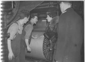 Image of Ashton Works royal visit- talking to two male workers DUNIH 113.18