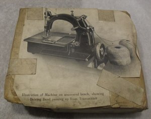 Image of Wrapped printing block of sewing machine DUNIH 284.77