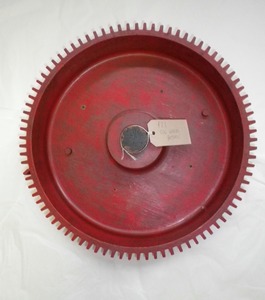 Image of Red wooden cog wheel pattern DUNIH 2015.9
