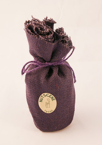 Image of Gift wrapped purple jute twine DUNIH 2012.11.16