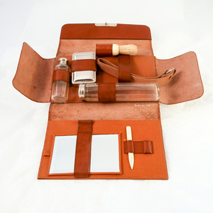 Image of Shaving kit in leather case DUNIH 2008.162.2