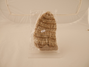 Image of Crocheted jute beanie hat DUNIH 2019.45